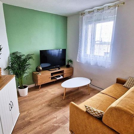 Appartement Complet - 1 Chambre - Saint-Martin بريست المظهر الخارجي الصورة