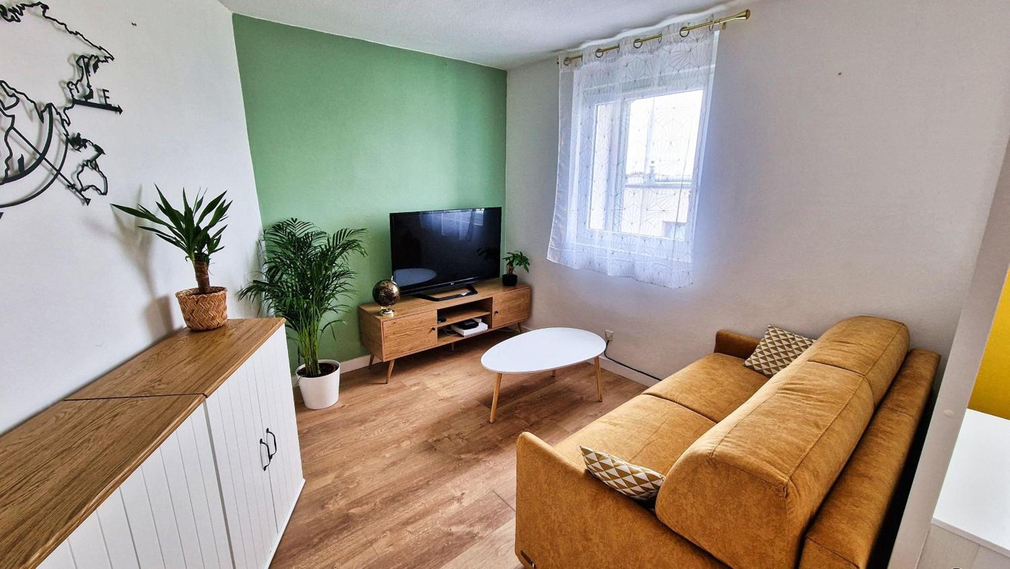 Appartement Complet - 1 Chambre - Saint-Martin بريست المظهر الخارجي الصورة